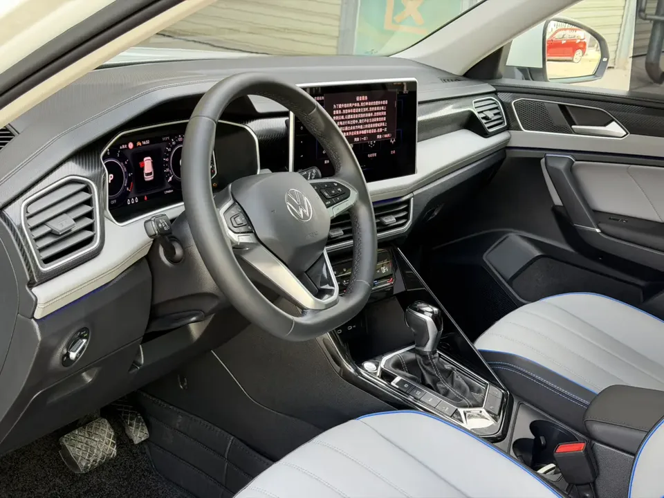 Volkswagen Tayron GTE Tanyue GTE 2023 280TSI Luxury Plus Advanced Edition 2024 — миниатюра 4