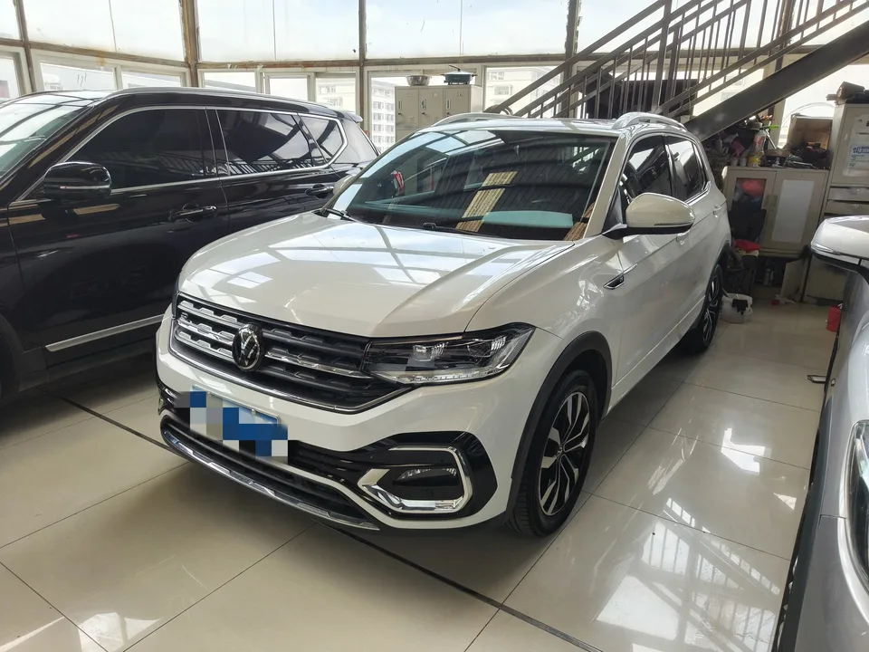 Volkswagen Explore the shadows 2023