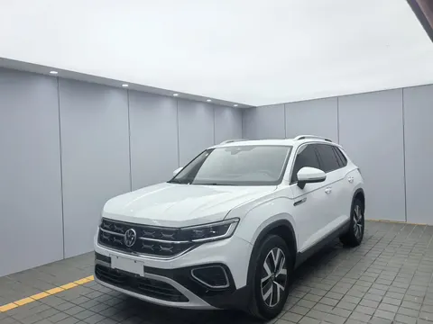 Volkswagen Tayron 2023 buy in Moscow