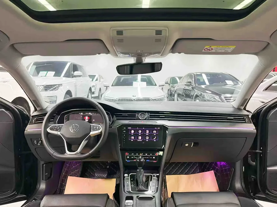 Volkswagen Magotan Magotan 2020 330TSI DSG Leading Edition 2022 — миниатюра 4