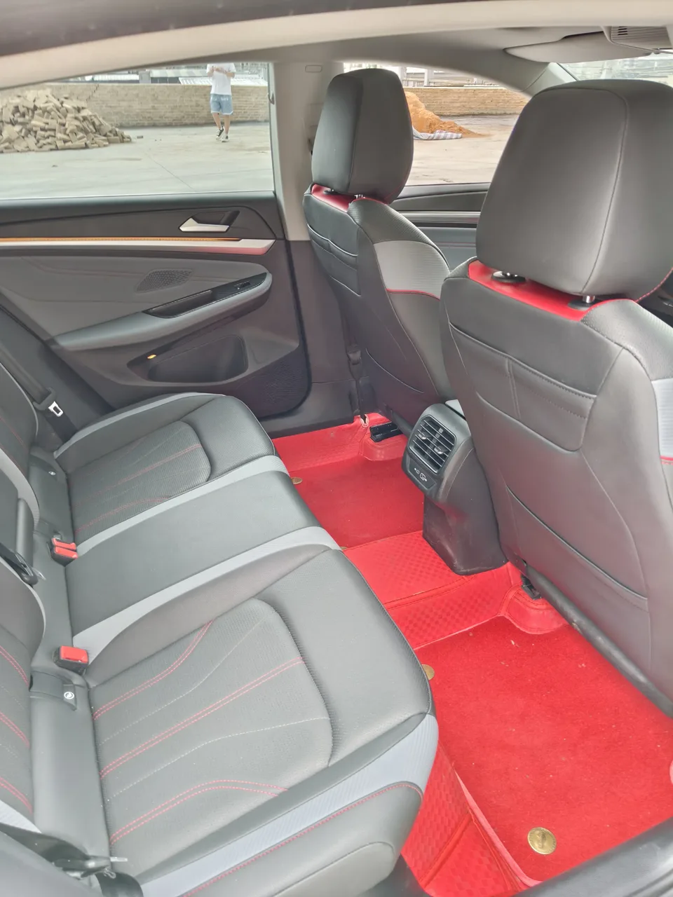 Volkswagen Lamando Lingdu L 280TSI DSG Hot Edition 2022 — миниатюра 3