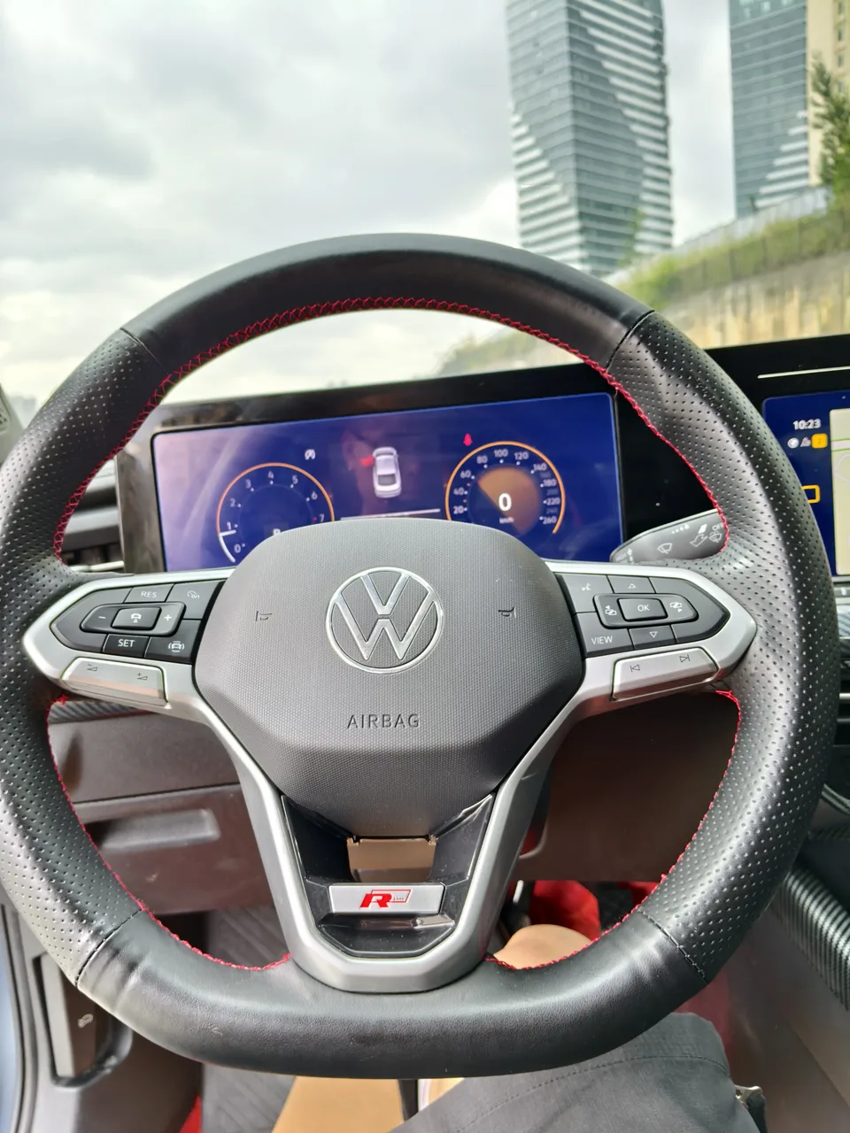 Volkswagen Lamando Lingdu L 280TSI DSG Hot Edition 2022 — миниатюра 4