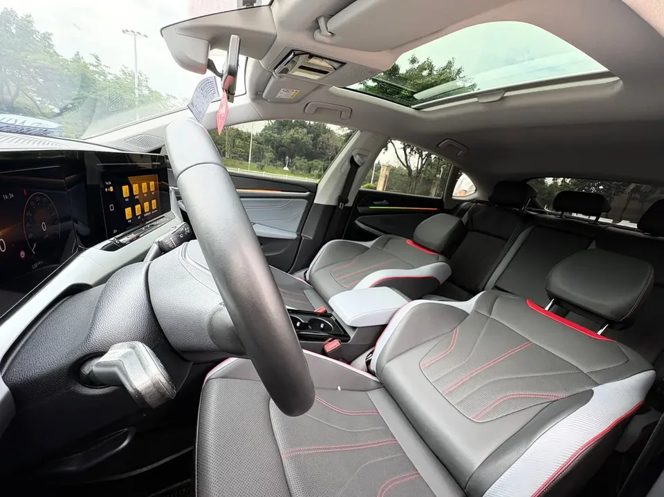 Volkswagen Lamando Lingdu Lingdu L 280TSI DSG Hot Edition 2022 — thumbnail 4