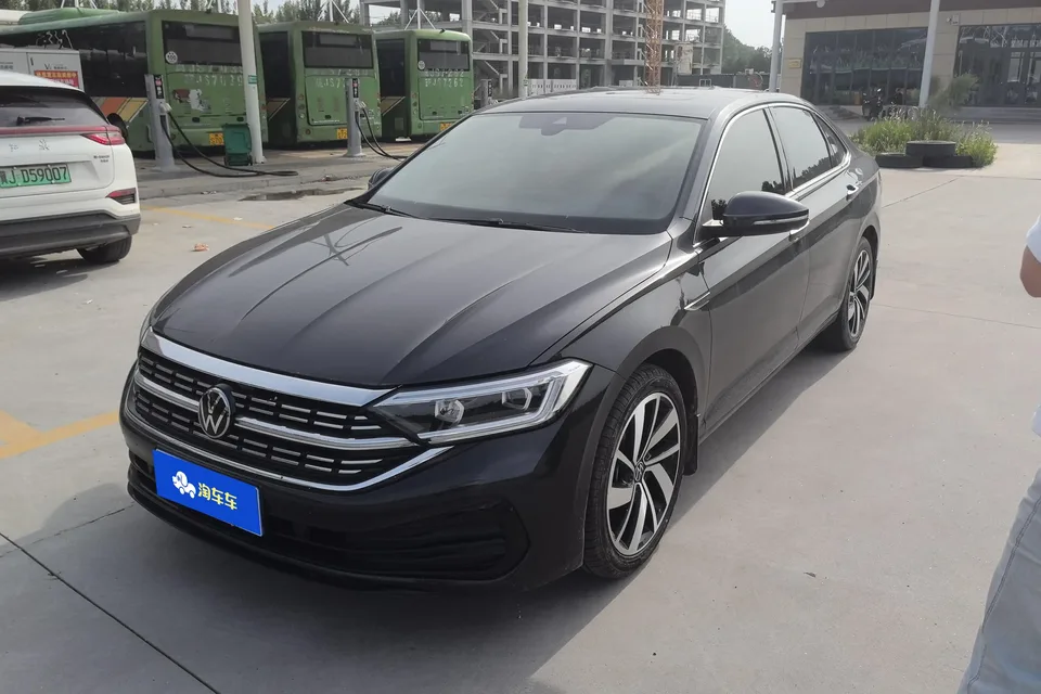 Volkswagen Sagitar 2023