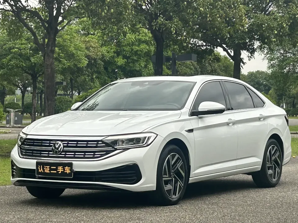 Volkswagen Sagitar 2022