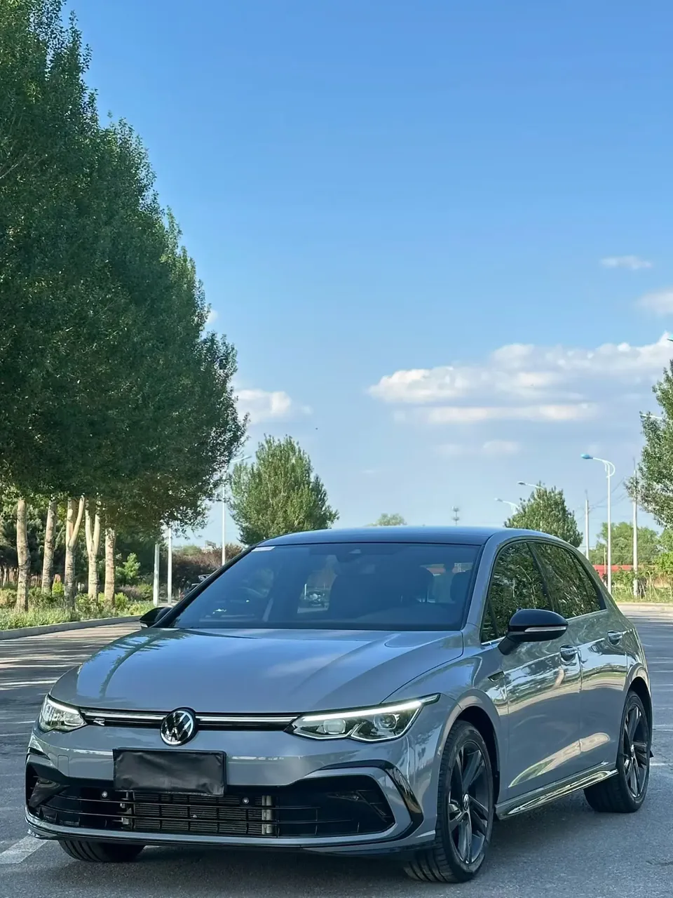 Volkswagen Golf golf 2024 280TSI DSG R-Line 50 Years Legend Edition 2024 — thumbnail 2