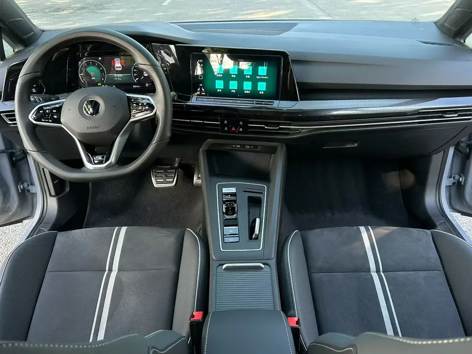 Volkswagen Golf golf 2024 280TSI DSG R-Line 50 Years Legend Edition 2024 — thumbnail 5