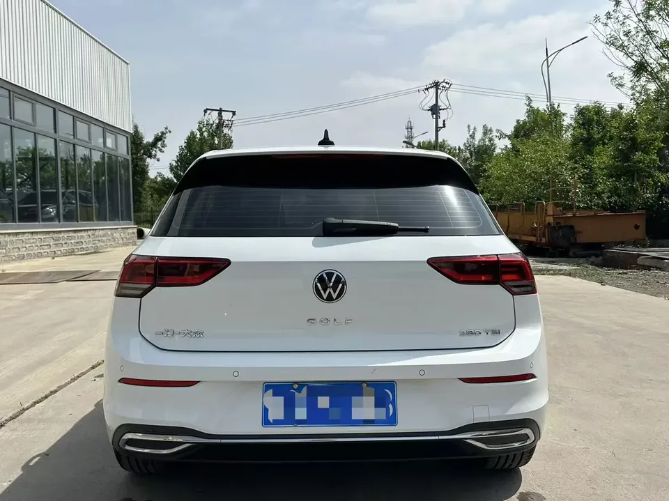 Volkswagen Golf golf 2023 280TSI DSG Pro facelift 2024 — thumbnail 2