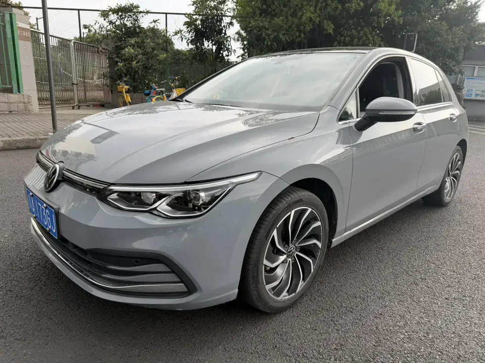 Volkswagen Golf 2022