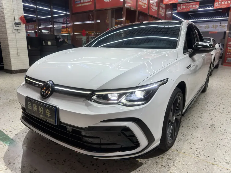 Volkswagen Golf 2022