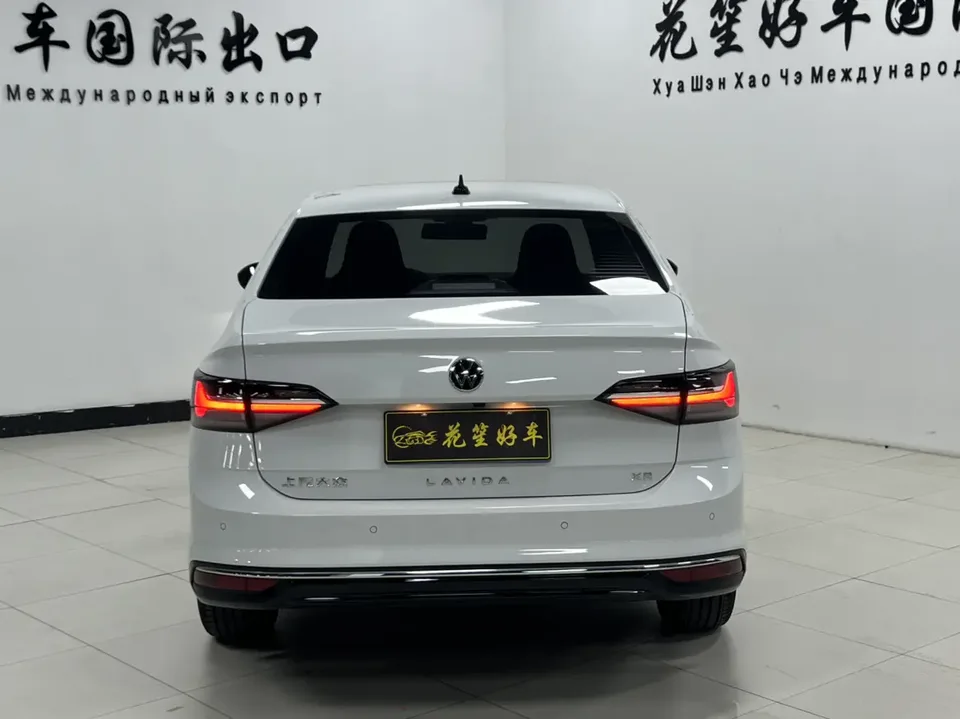 Volkswagen Lavida New 1.5L Automatic New Edition 2023 — миниатюра 2