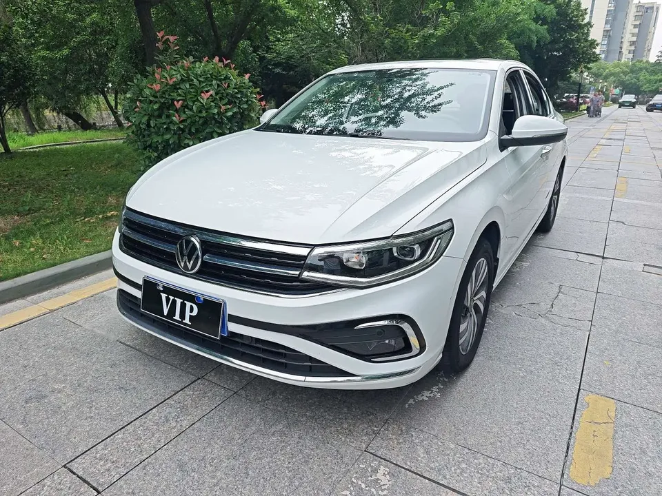 Volkswagen Bora Bora 2023 200TSI DSG Joy Edition 2023 — photo 1, buy with delivery to Moscow