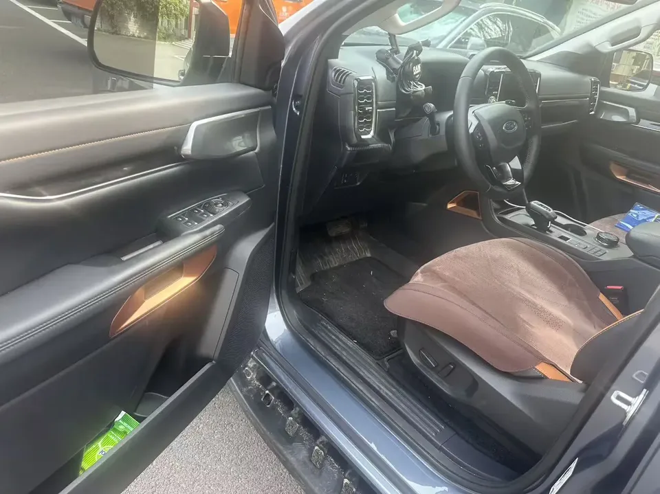 Ford Ranger 2.3T Gasoline Explorer - Four-Wheel Drive Automatic Off-Road Edition 2025 — миниатюра 3