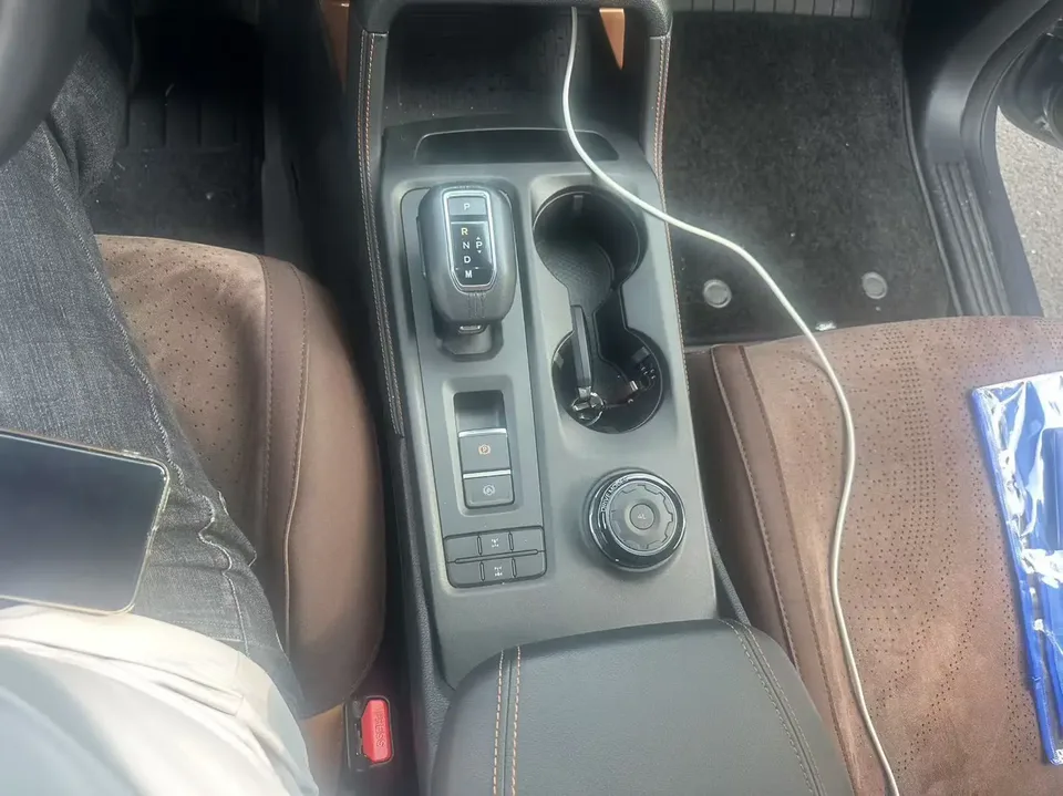 Ford Ranger 2.3T Gasoline Explorer - Four-Wheel Drive Automatic Off-Road Edition 2025 — миниатюра 5