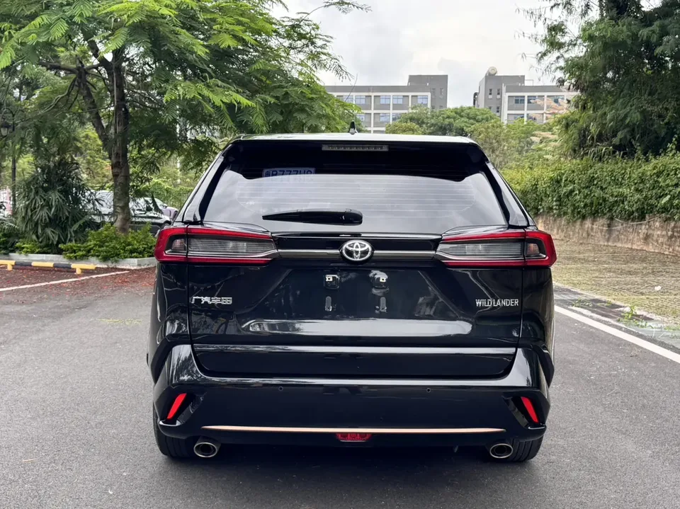 Toyota Willanda 2.0L two-wheel drive knight version 2022 — миниатюра 2