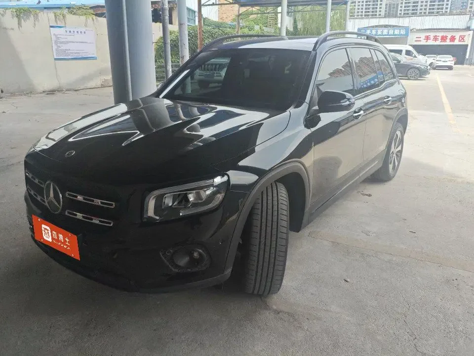 Mercedes-Benz GLB-Class 2022