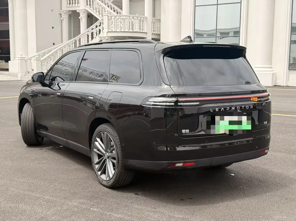 Leapmotor C16 Extended Range 200 LiDAR Edition 2025 — миниатюра 4