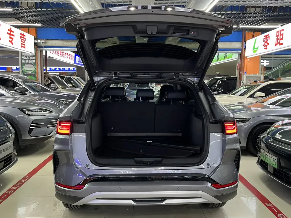 BYD Song PLUS DM Song PLUS DM DM-i Champion Edition 110KM Flagship Model 2023 — thumbnail 5