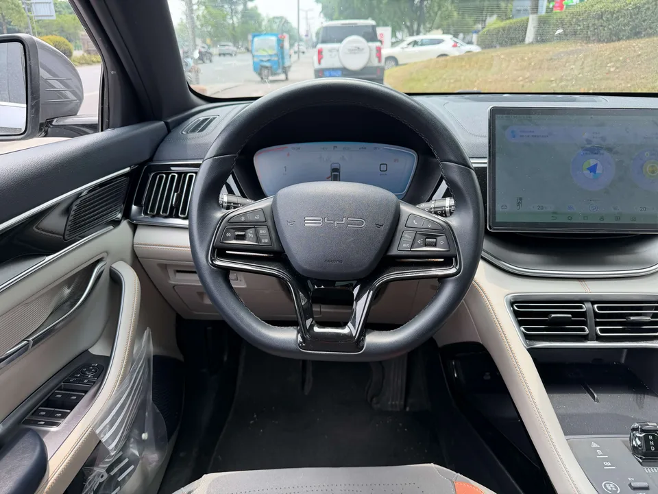 BYD Song PLUS DM Song PLUS DM DM-i Honor Edition 110KM Flagship 2024 — thumbnail 5