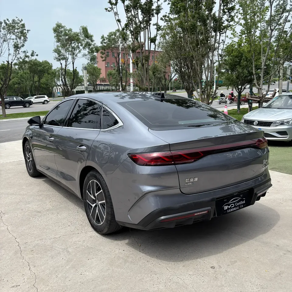 BYD Qin L DM Qin L DM Intelligent Driving Edition DM-i 120KM Leading Edition 2025 — thumbnail 2