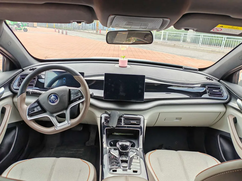 BYD Qin PLUS EV Qin PLUS EV Honor Edition 510KM Leading Edition 2024 — thumbnail 3