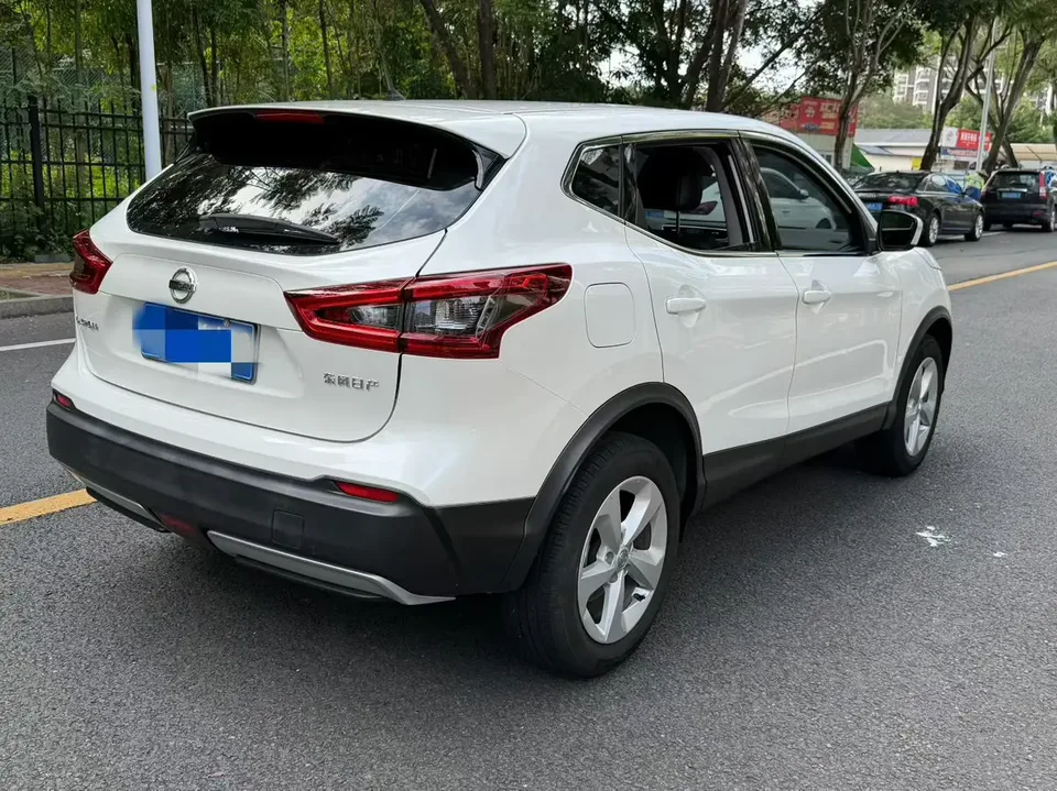 Nissan Qashqai Qashqai 2.0L XV Smart Edition 2022 — thumbnail 2