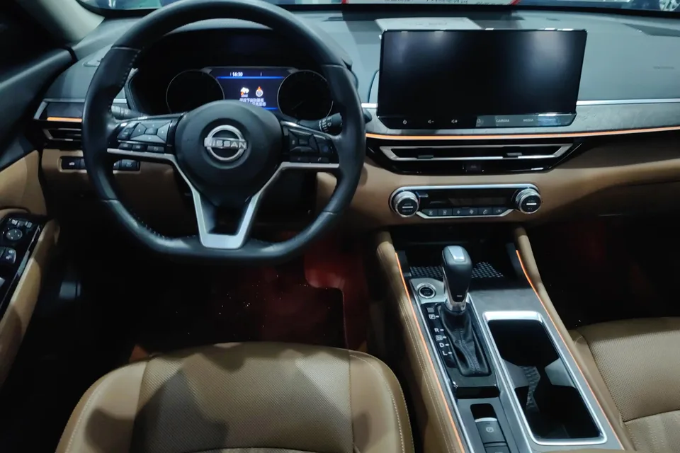 Nissan Altima Teana Teana 2.0L XL-TLS Enjoy Edition 2022 — thumbnail 3