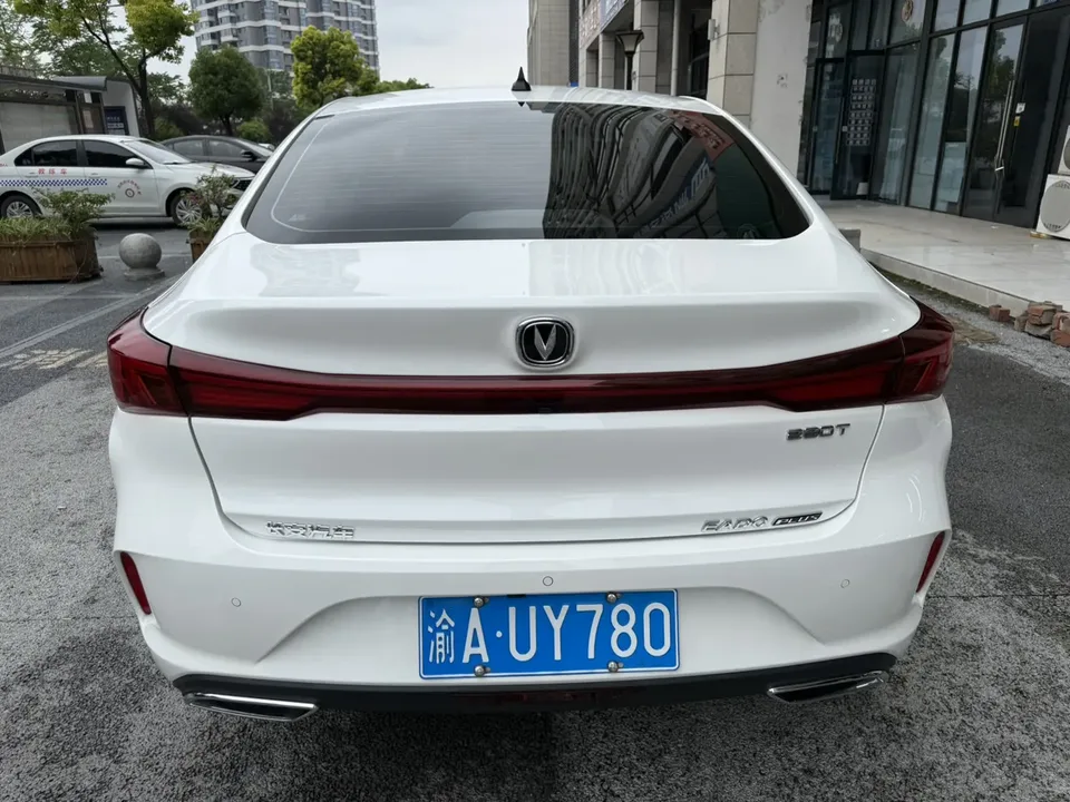 Changan Escape Escape PLUS 1.4T DCT High Energy Edition 2024 — thumbnail 2