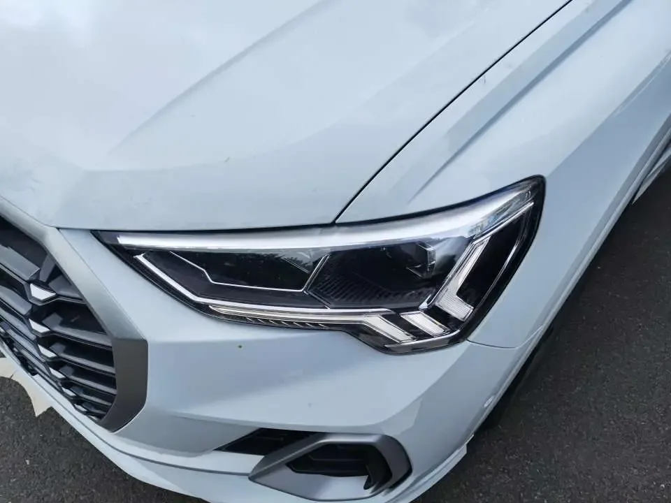 Audi Q3 Audi Q3 35 TFSI Stylish Dynamic 2022 — thumbnail 2