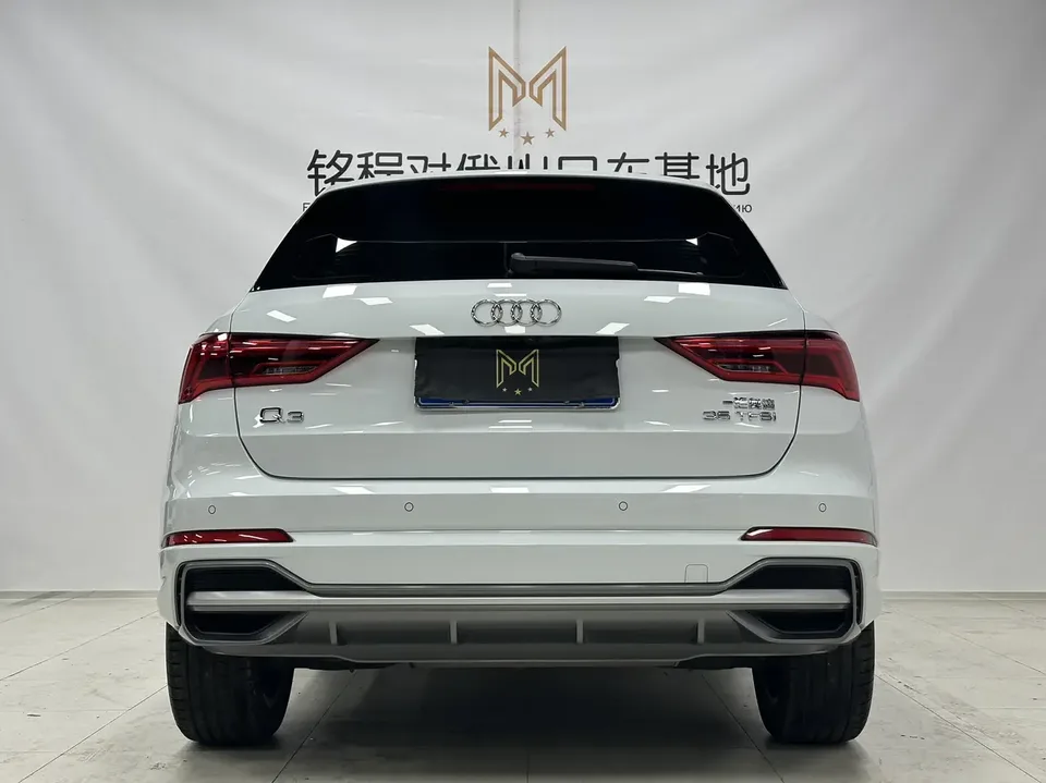 Audi Q3 Audi Q3 35 TFSI Stylish Dynamic 2022 — миниатюра 2