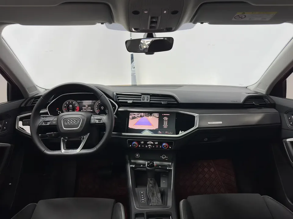 Audi Q3 Audi Q3 35 TFSI Stylish Dynamic 2022 — миниатюра 5
