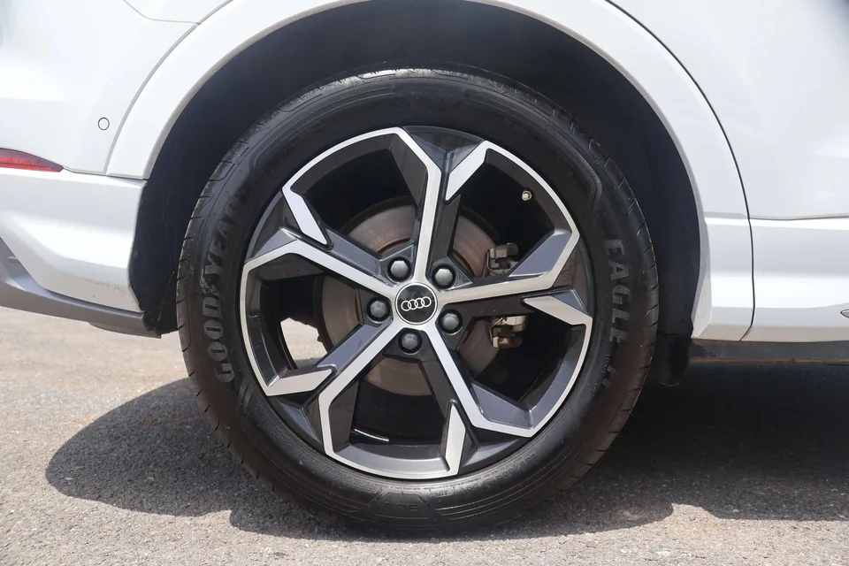 Audi Q3 Audi Q3 35 TFSI Stylish Dynamic 2022 — thumbnail 5
