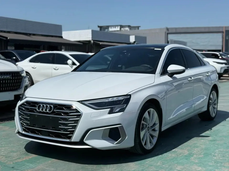 Audi A3 Audi A3 A3L Limousine 35 TFSI Stylish and Elegant 2022 — photo 1, buy with delivery to Moscow