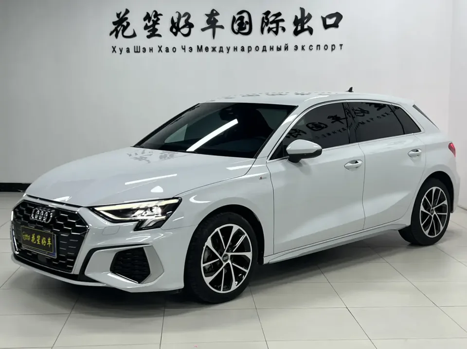 Audi A3 Audi A3 Sportback 35 TFSI: A progressive sports model 2022 — фото 1, купить с доставкой в Москву