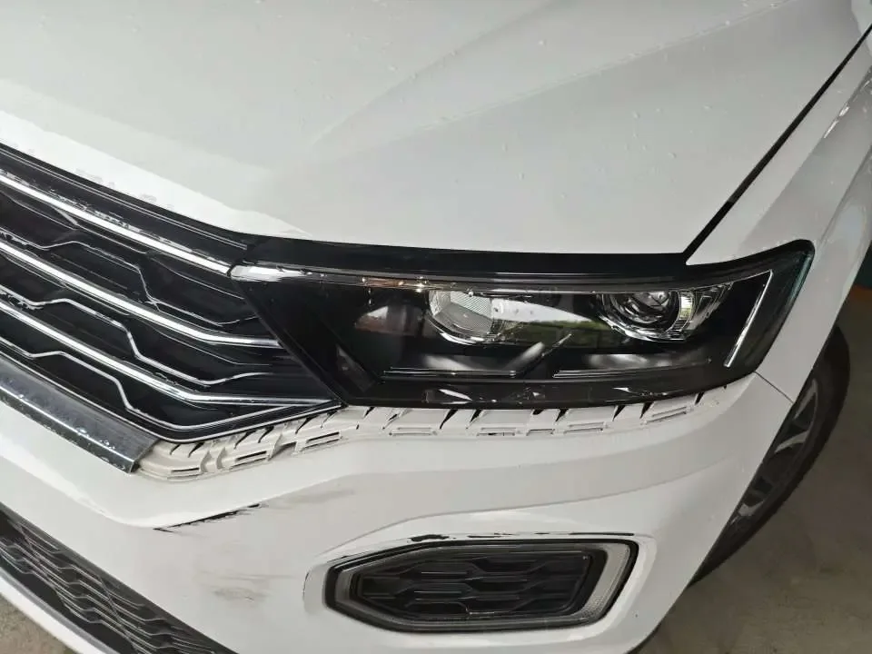 Volkswagen T-Roc TANG 280TSI DSG 2WD Comfort PLUS 2022 — thumbnail 2