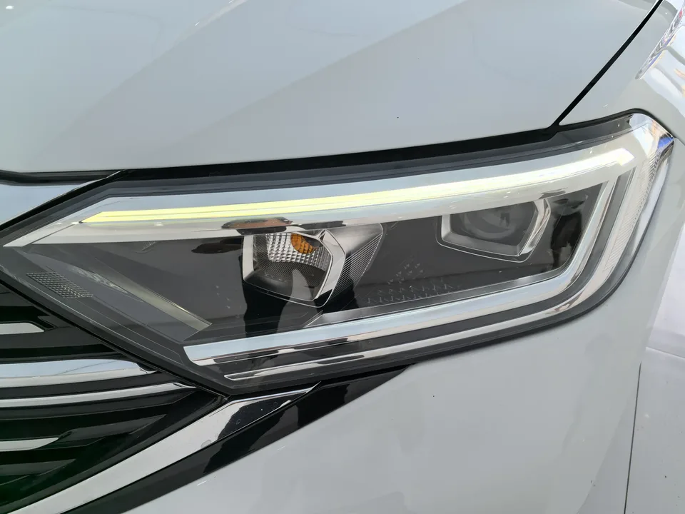 Volkswagen Sagitar Sagitar 2023 Sagitar 300TSI DSG Excellence Edition 2023 — thumbnail 2