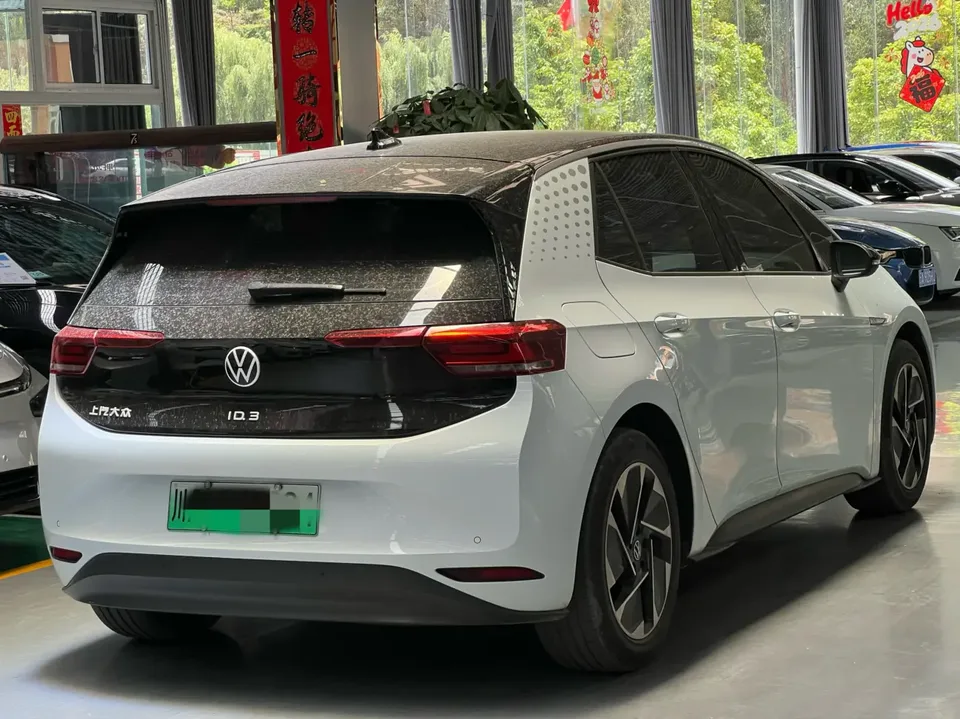 Volkswagen ID.3 Volkswagen ID.3 Upgraded Pure Smart Edition 2023 — миниатюра 2