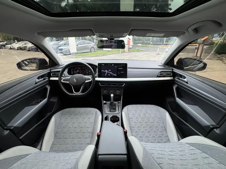 Volkswagen Lavida Lavida 2023 280TSI DSG Full Elegance Edition 2022 — thumbnail 3