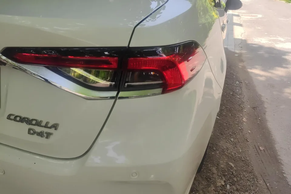 Toyota Corolla Corolla 1.2T S-CVT Elite Edition 2023 — thumbnail 3