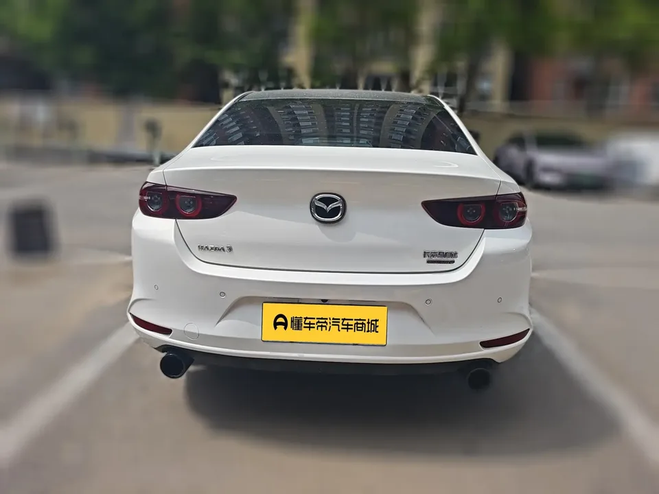 Mazda Axela Mazda3 Angkesela 2.0L Automatic Premium Edition 2023 — thumbnail 5