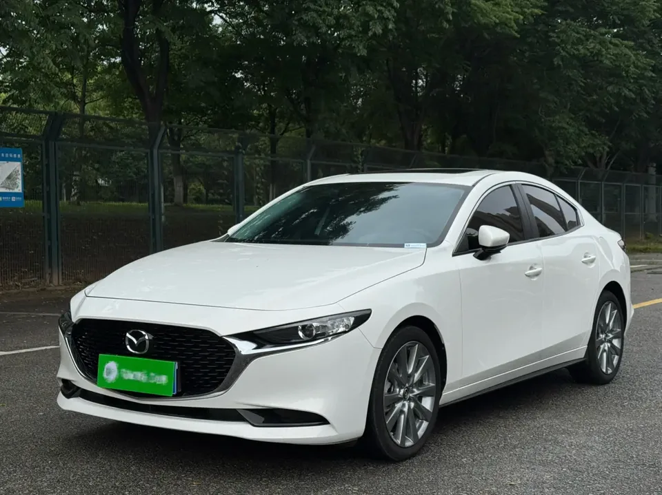 Mazda Axela Mazda3 2.0L Automatic Quality Edition 2023 — photo 1, buy with delivery to Moscow