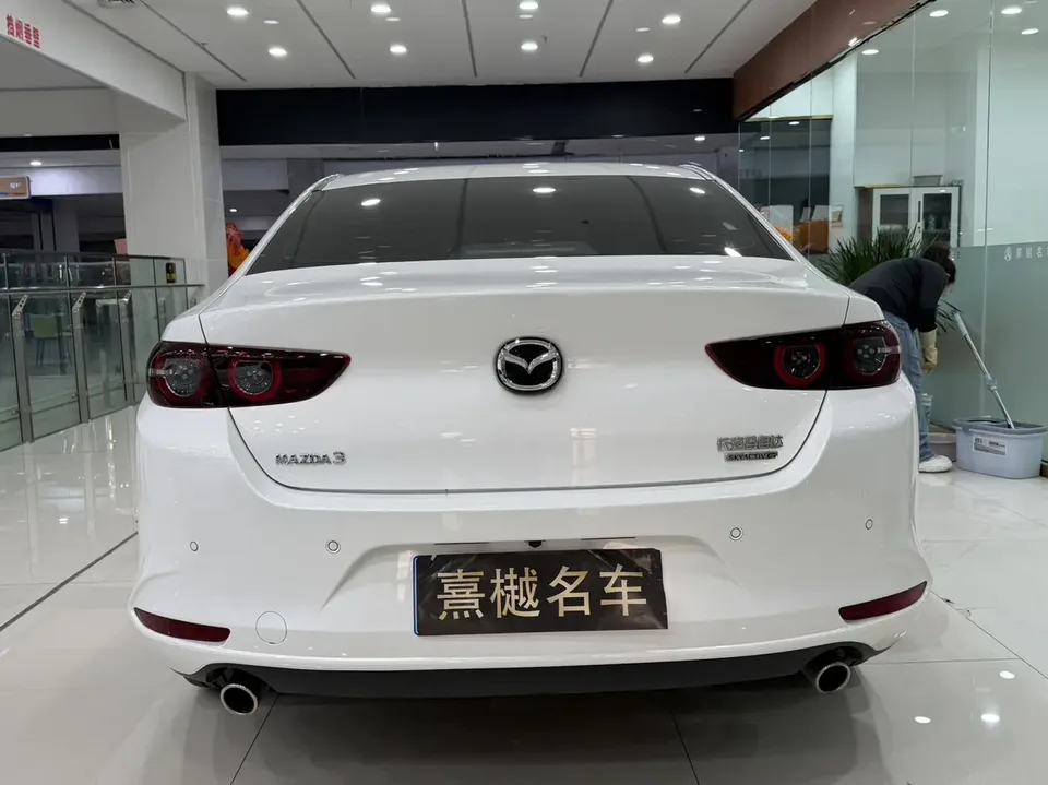 Mazda Axela Mazda3 Angkesela 2.0L Automatic Quality Edition 2025 — thumbnail 5