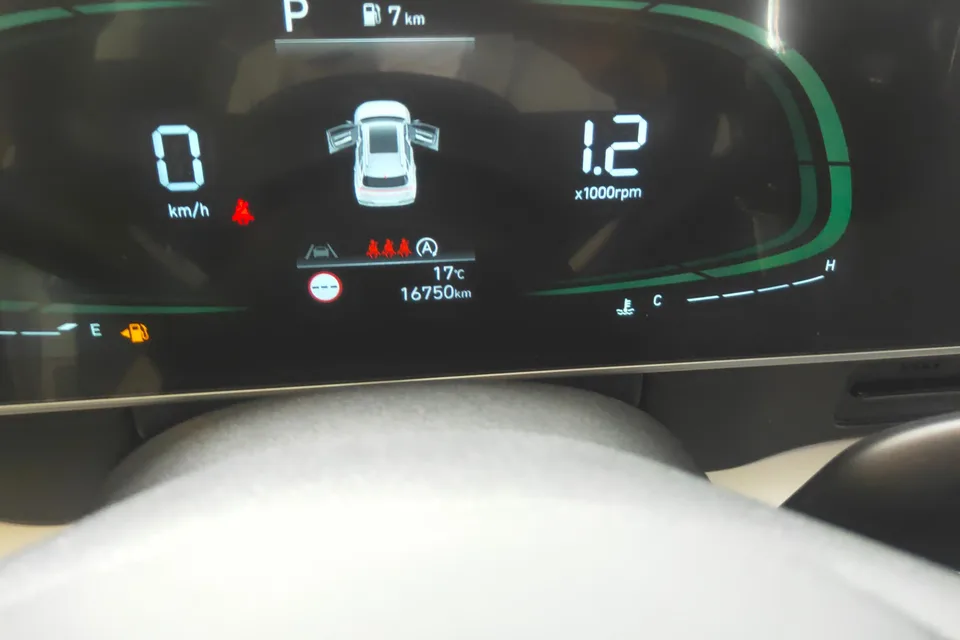 Hyundai ix35 Hyundai ix35 Musa 2.0L Deluxe Edition DLX 2023 — миниатюра 4