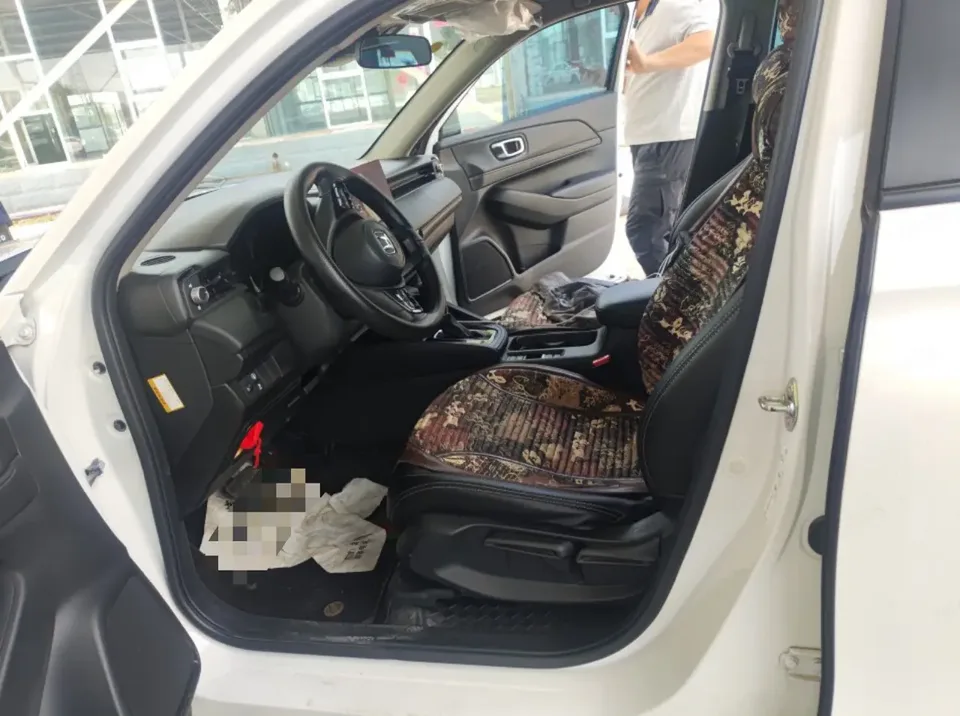 Honda VEZEL Binzhi 1.5L CVT Technology Edition 2023 — thumbnail 3