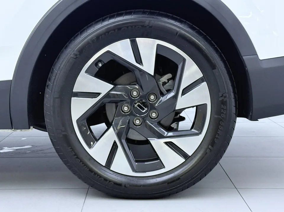 FAW Delight 07 Delight 07 210km Leisure Edition 2025 — thumbnail 3