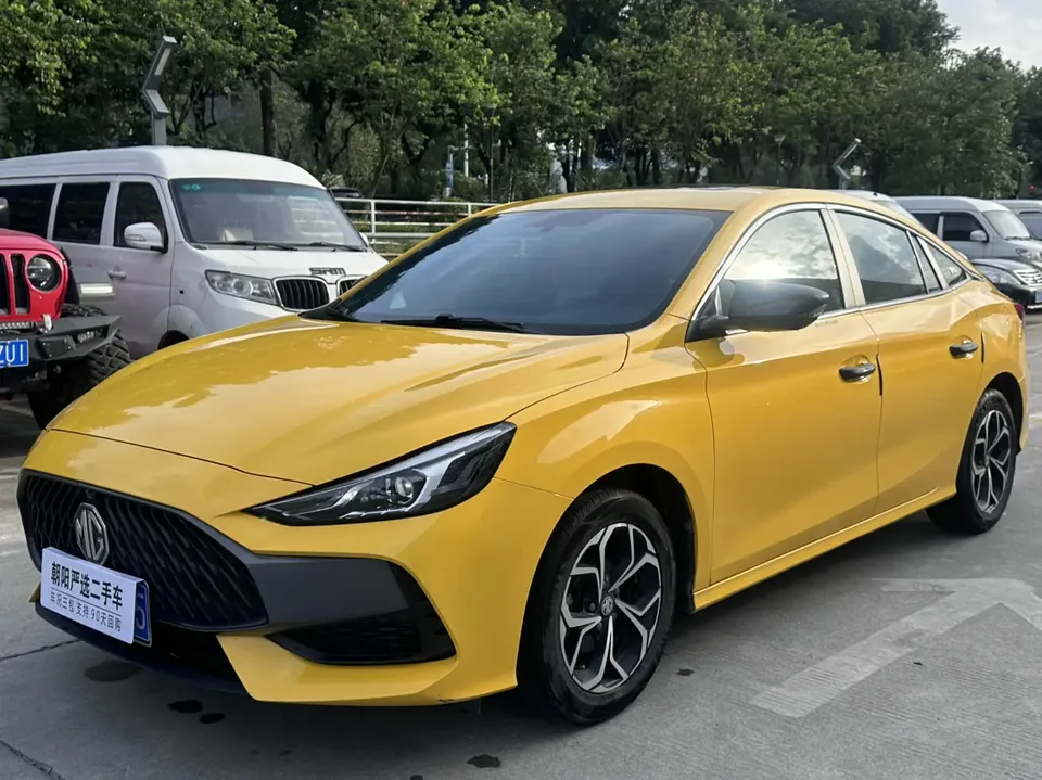 MG 5 5 180DVVT CVT Youth Fashion Edition 2022 — photo 1, buy with delivery to Moscow