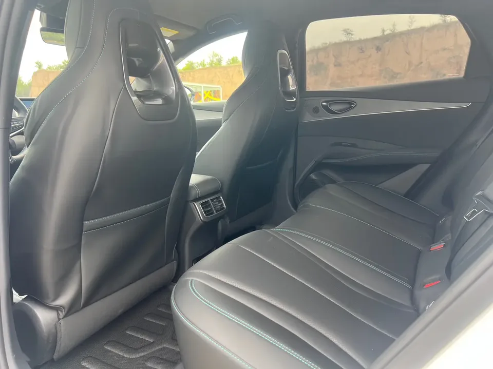 BYD Seal 06DM Seal 06DM DM-i 80KM Luxury 2024 — миниатюра 3