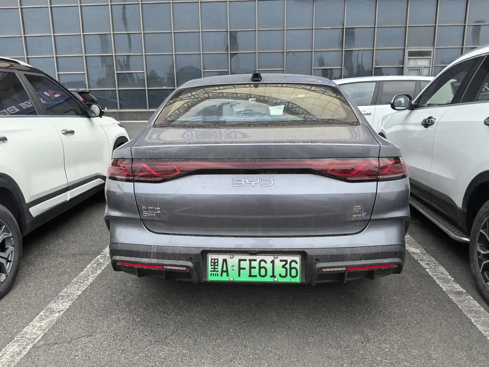 BYD Qin L DM Qin L DM Intelligent Driving Edition DM-i 80KM Leading Edition 2025 — thumbnail 2