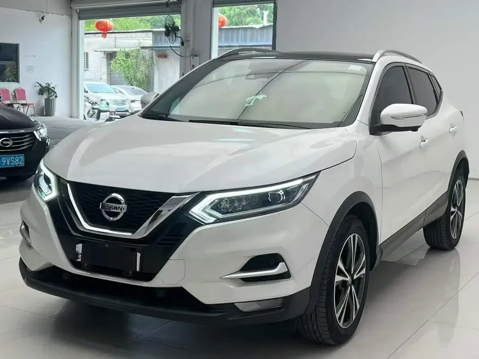 Nissan Qashqai Qashqai Qashqai 2022 2.0L XV Prem. Deluxe Edition 2022 — photo 1, buy with delivery to Moscow