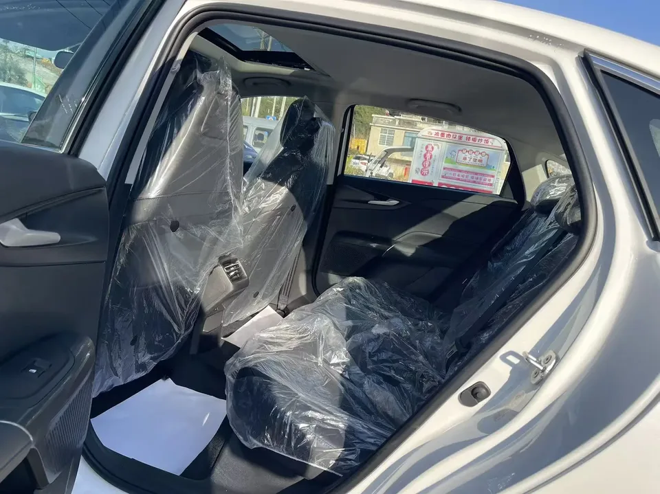 Changan Escape Escape 1.5T DCT 500Bar Flagship 2025 — thumbnail 3